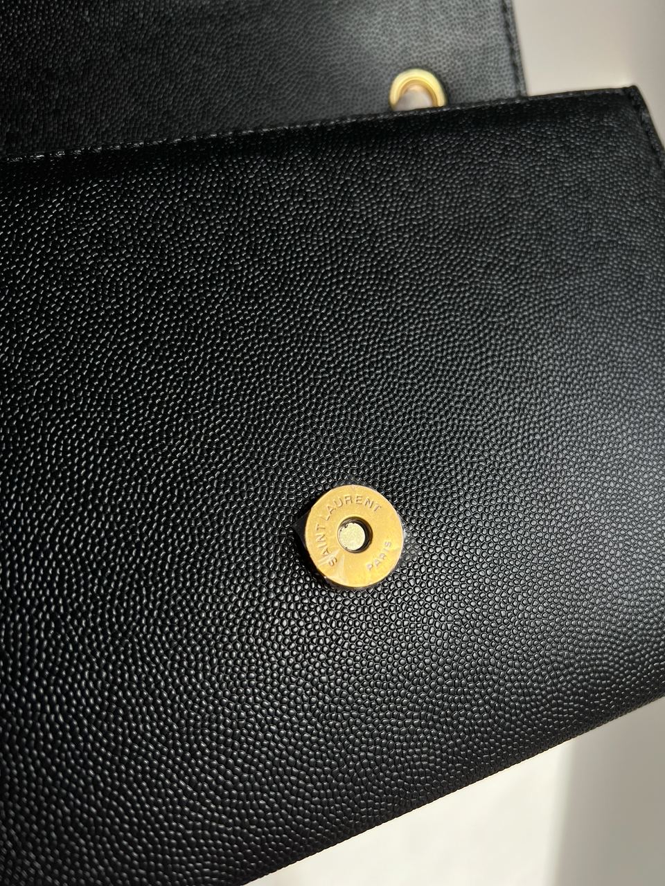 Yves Saint Laurent Kate Small Black/Gold - 21