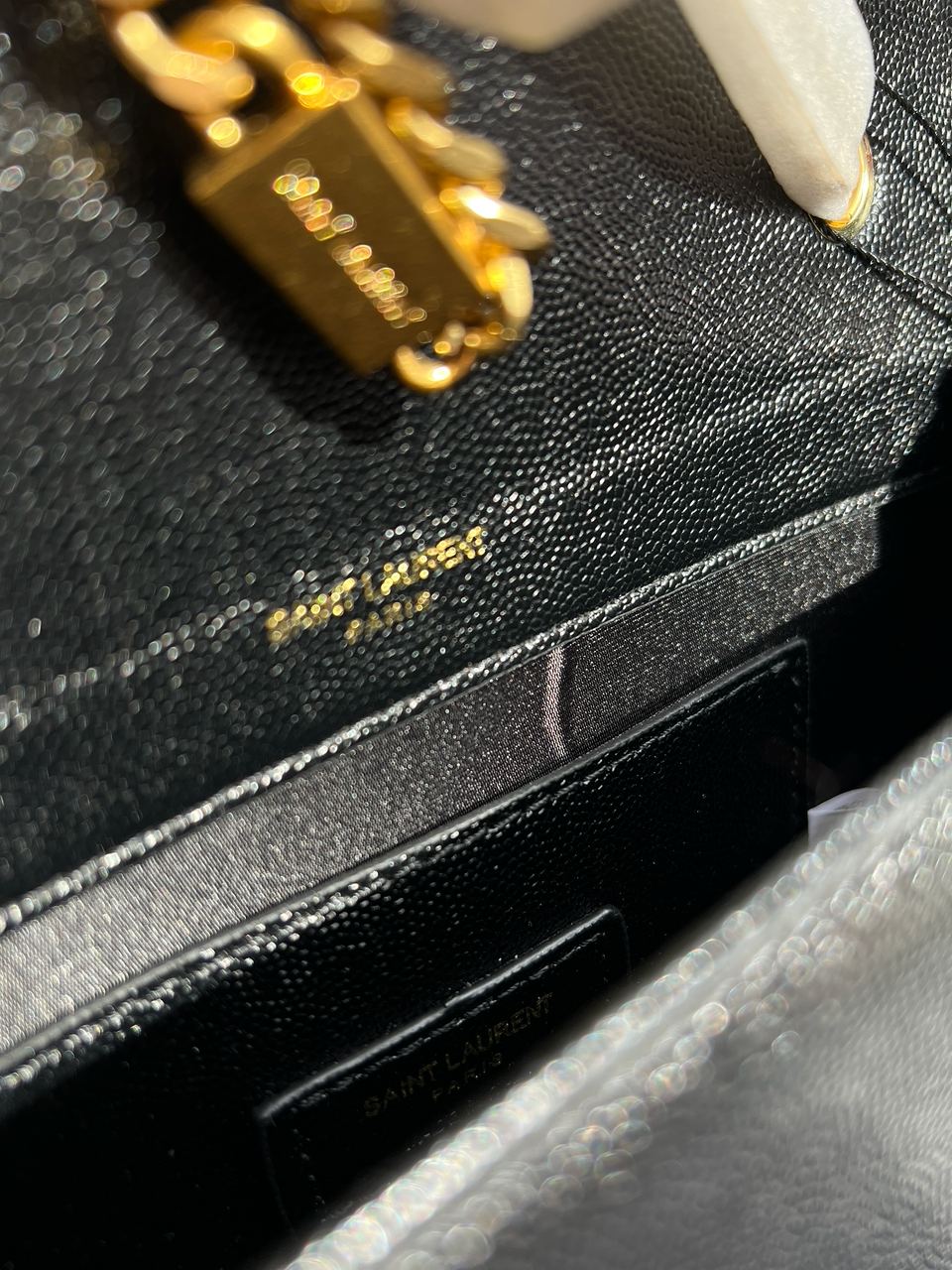 Yves Saint Laurent Kate Small Black/Gold - 26