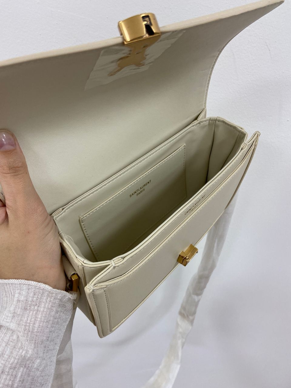 Yves Saint Laurent Medium Solferino Cream - 18