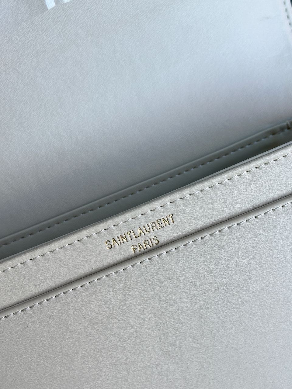 Yves Saint Laurent Medium Solferino Cream - 22