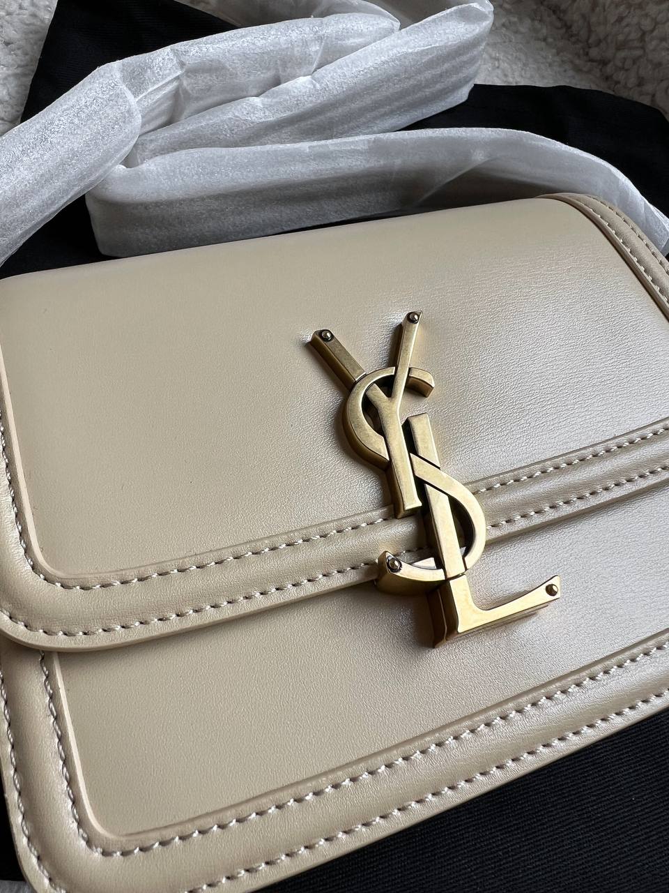 Yves Saint Laurent Small Solferino Cream - 3