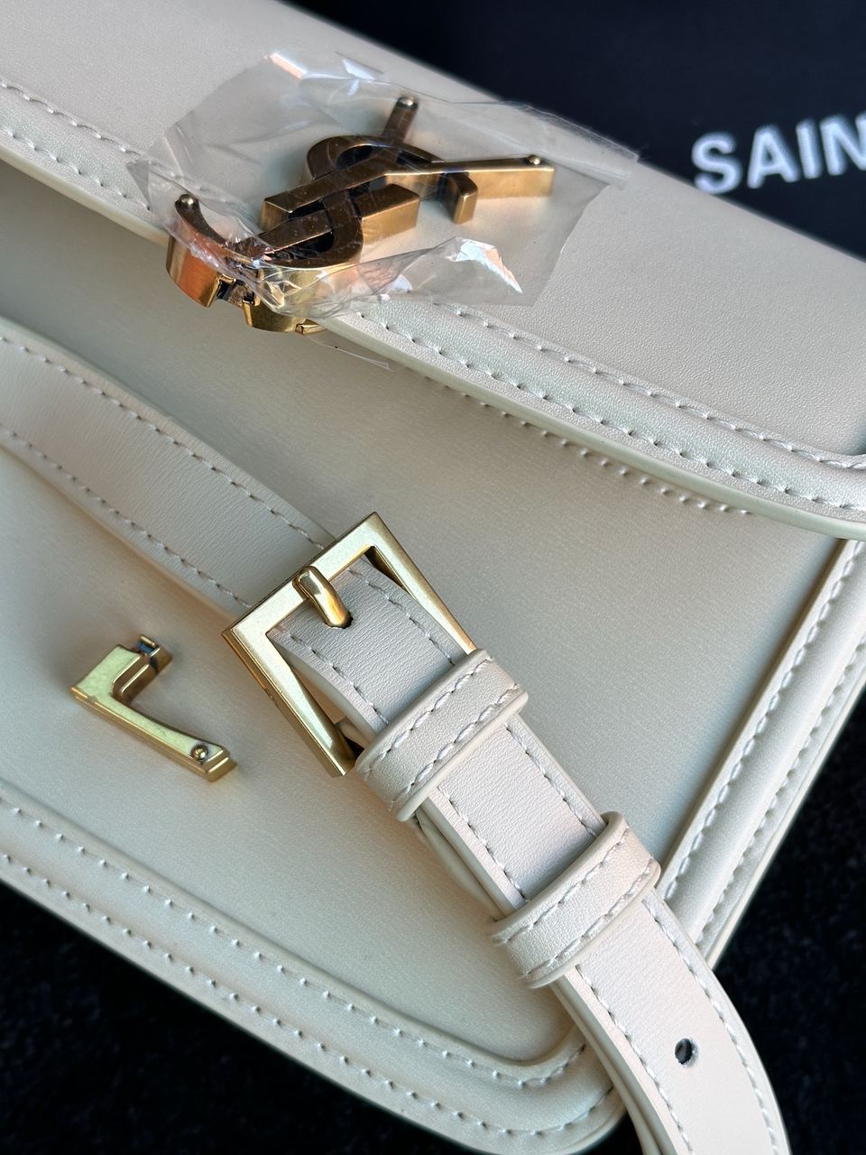 Yves Saint Laurent Small Solferino Cream - 18